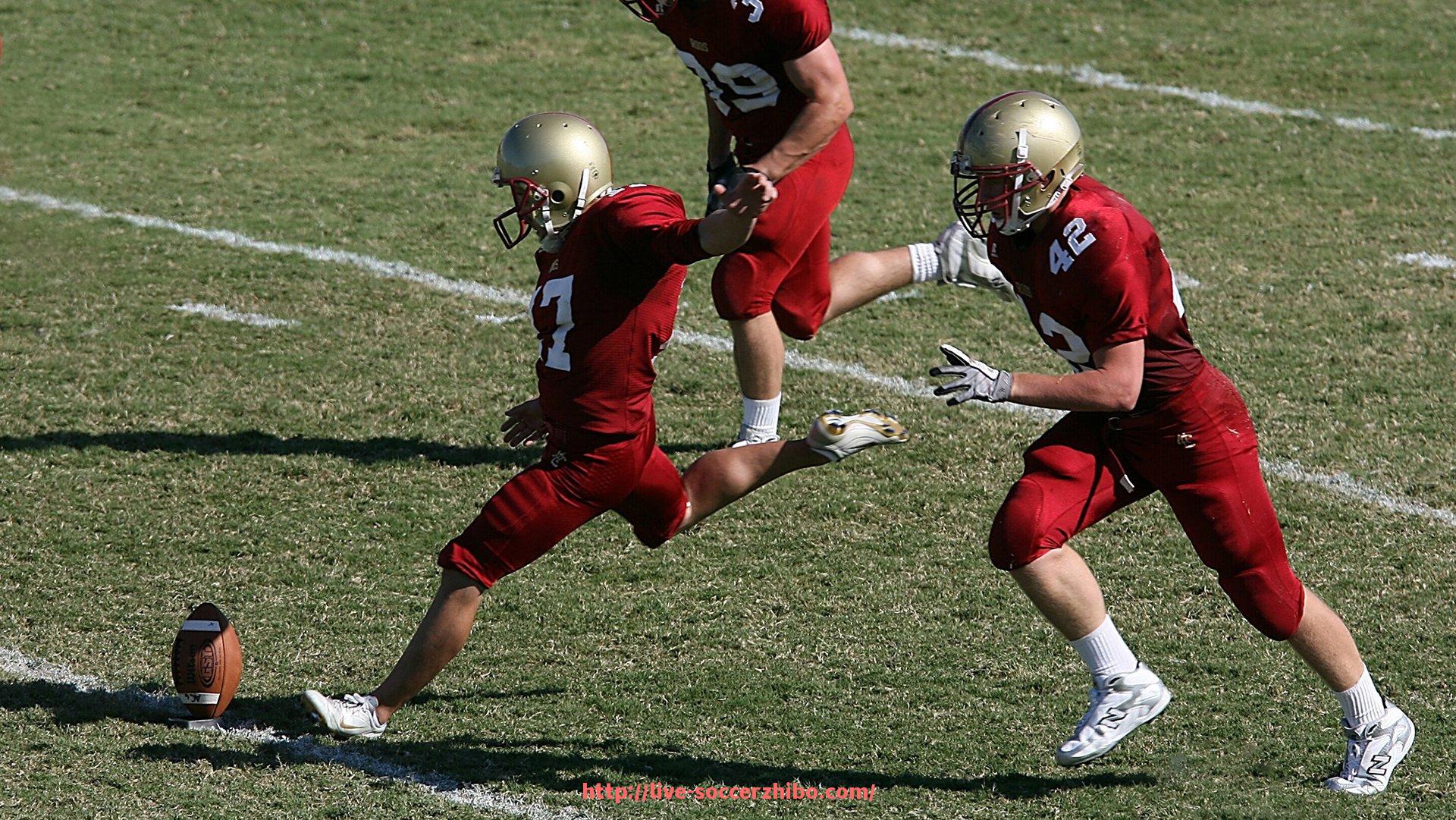 足球直播-波尔津吉斯在重伤归来后依然展现出独特的高个子投射威胁